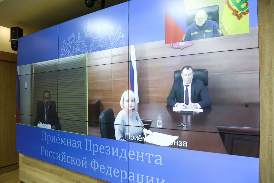 Игорь Комаров провел прием граждан из четырех регионов ПФО