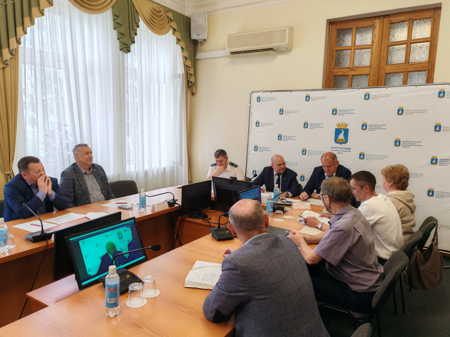 Кунгурский округ с рабочим визитом посетил Алексей Воробьев 
